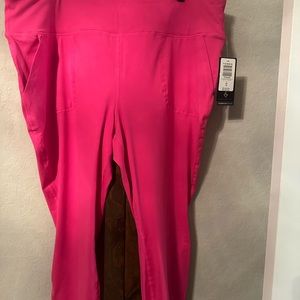 NWT!! Hot Pink Torrid Wicking Leggings, Size 4